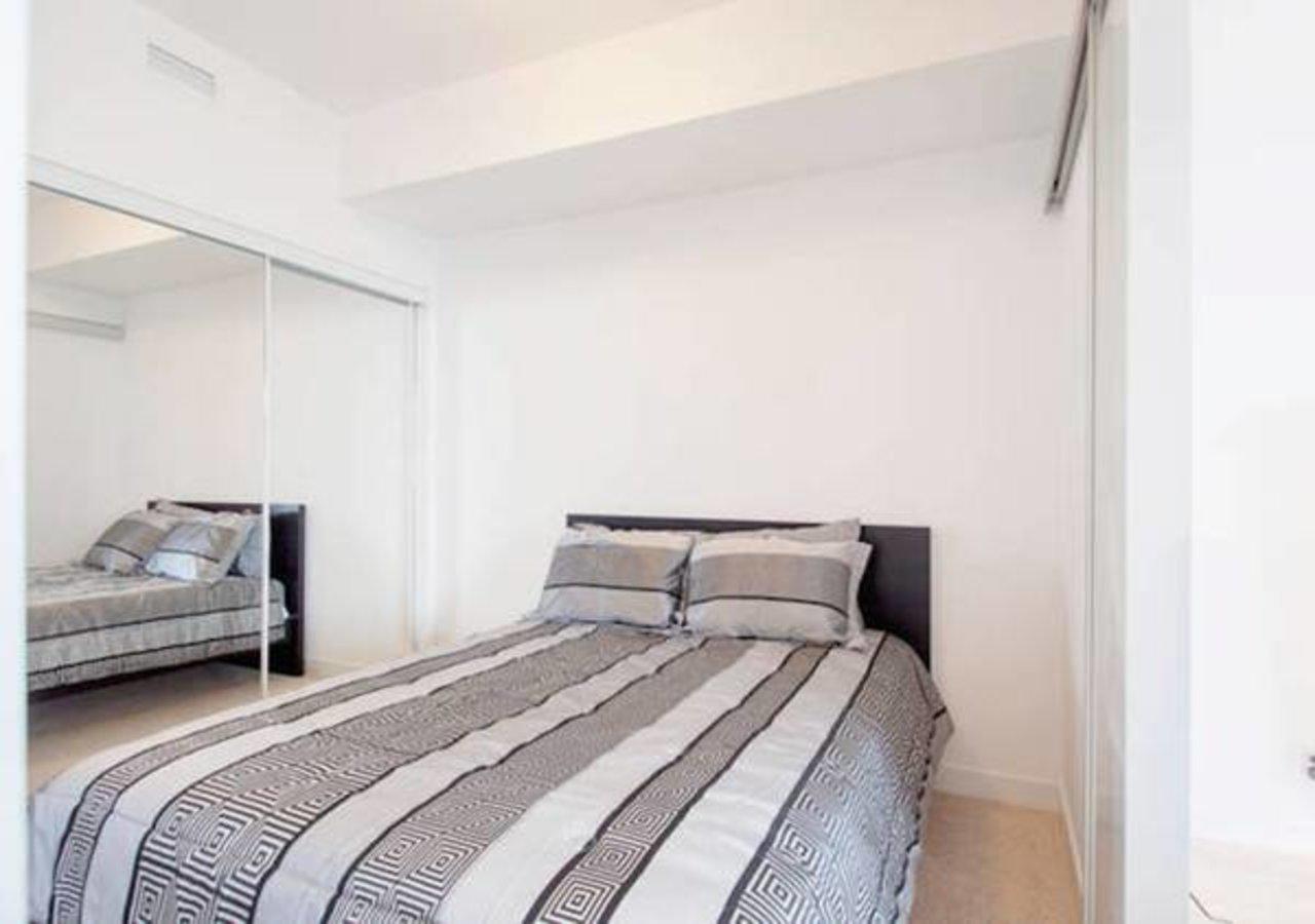 Jp Stays - Lakeview Condos โตรอนโต ภายนอก รูปภาพ